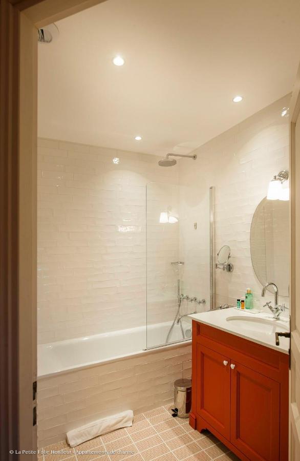옹플뢰르 La Petite Folie B&B 외부 사진