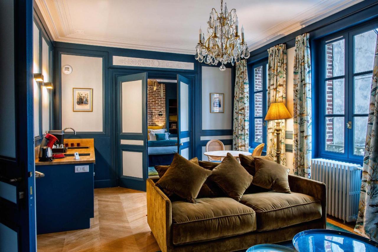 옹플뢰르 La Petite Folie B&B 외부 사진