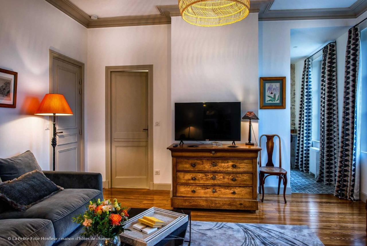 옹플뢰르 La Petite Folie B&B 외부 사진