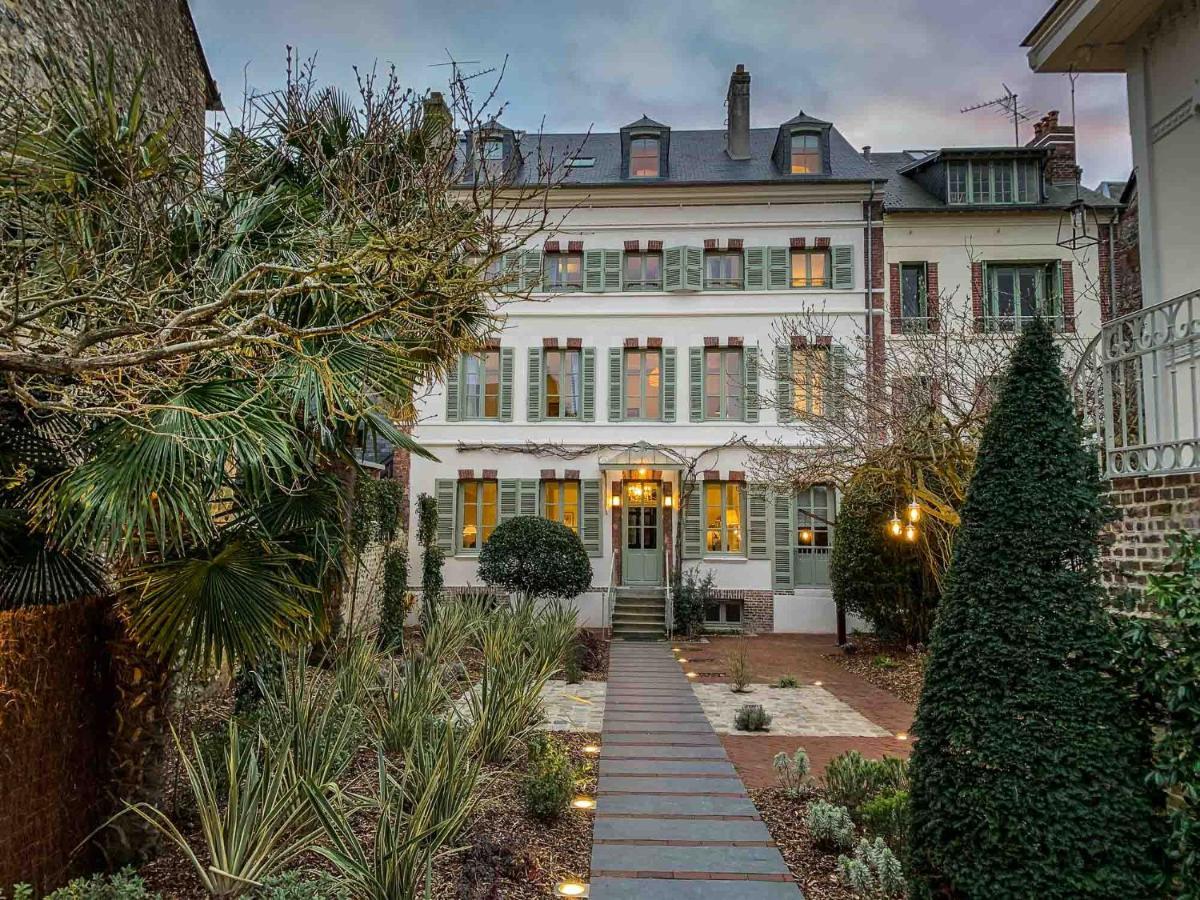 옹플뢰르 La Petite Folie B&B 외부 사진