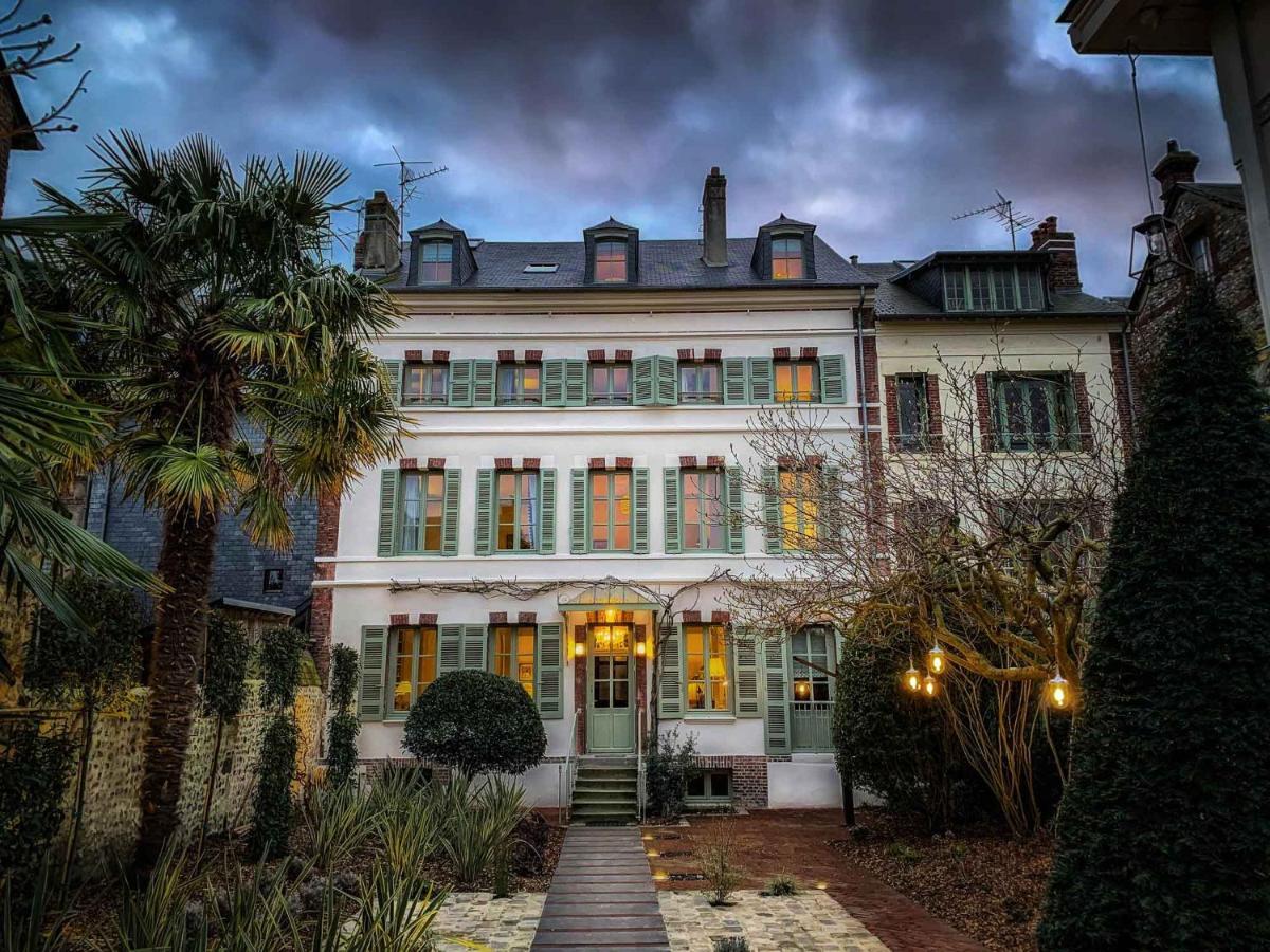 옹플뢰르 La Petite Folie B&B 외부 사진