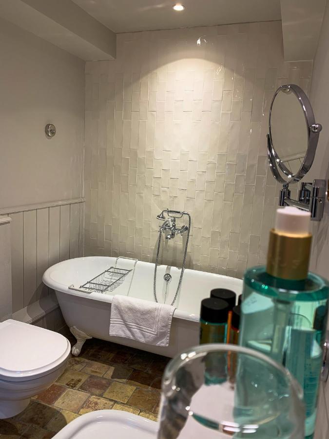 옹플뢰르 La Petite Folie B&B 외부 사진