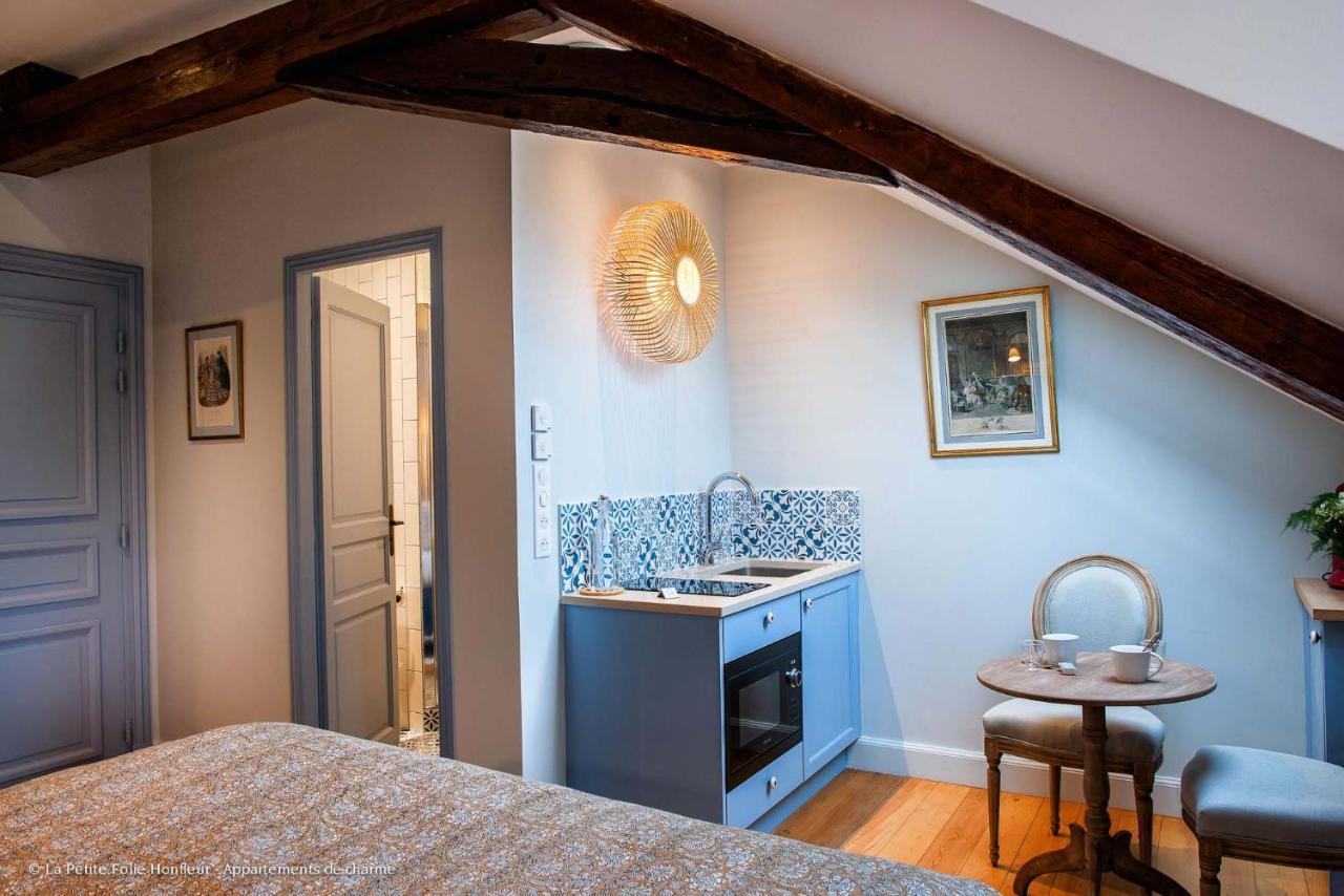 옹플뢰르 La Petite Folie B&B 외부 사진